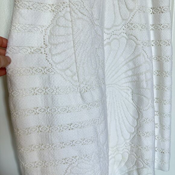 Lilly Pulitzer Jenna Halter Dress – White Lace Shell Print, Size 4 - Picture 7 of 9